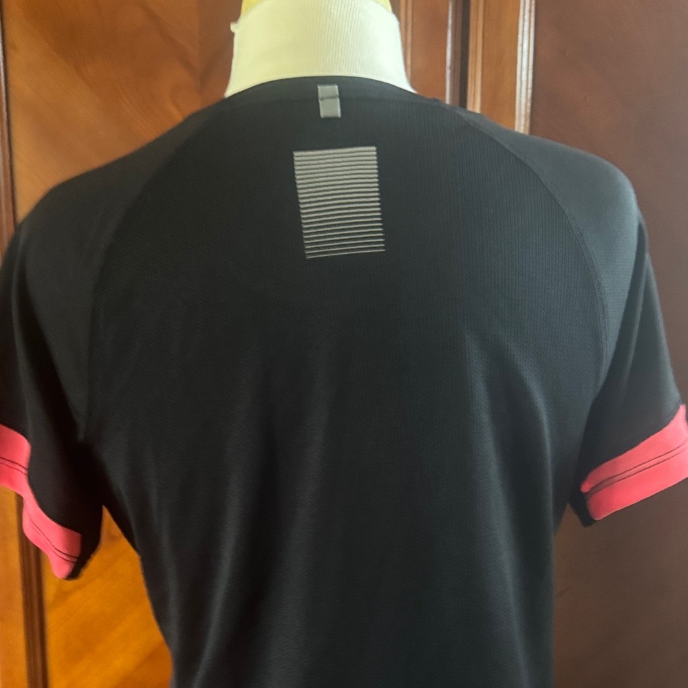 Nike Women's Black Top with Pink Accents - Picture 3 of 4
